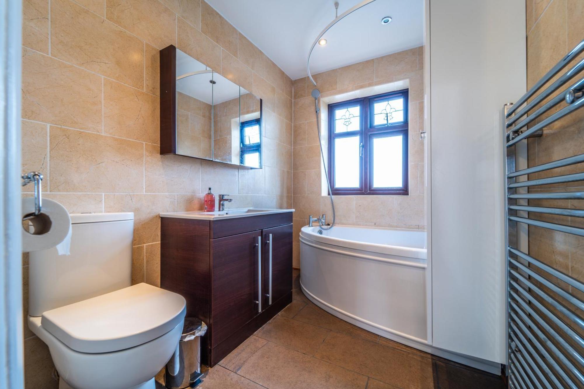 Modern Spacious 4 Bed Hayes Home With Free Parking 외부 사진